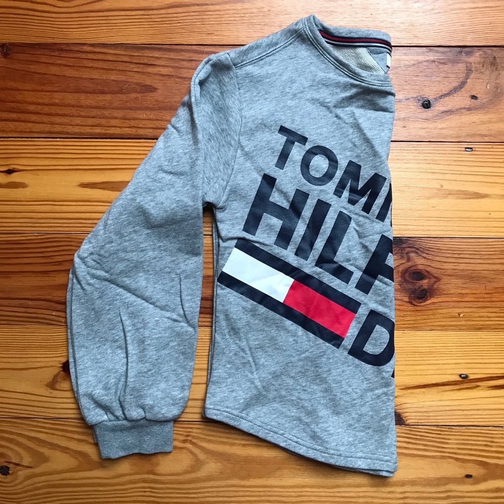 Tommy Hilfiger Gray Sweatshirt, EUC, M - Picture 12 of 12